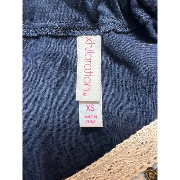 Xhilaration Tank Top Womens XS Flowers Flowy Polyester Blend Blue Red Solid Back - Picture 7 of 10